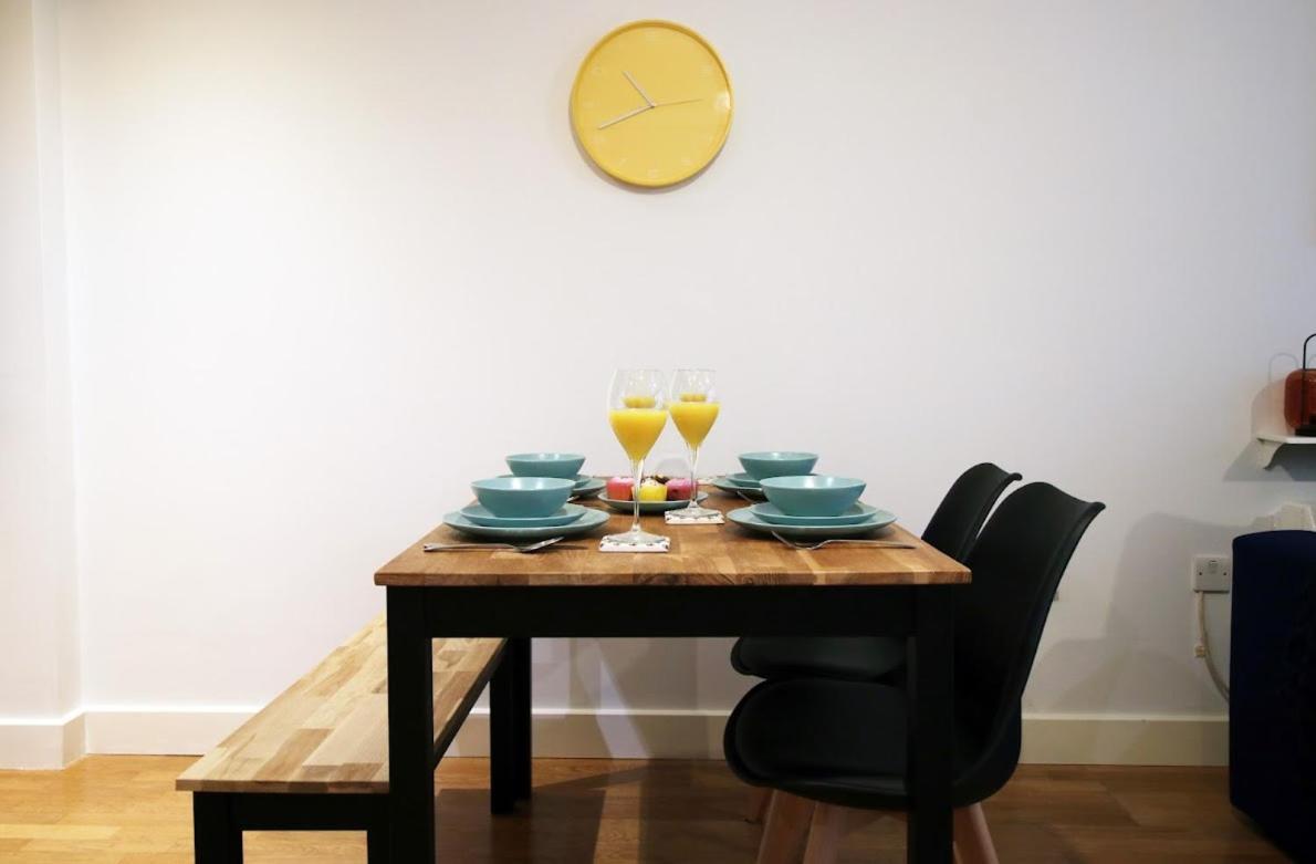 Hamilton Court 1Bedroom Apartment, Bright And Central Location With Balcony And Wi-Fi Bristol Esterno foto