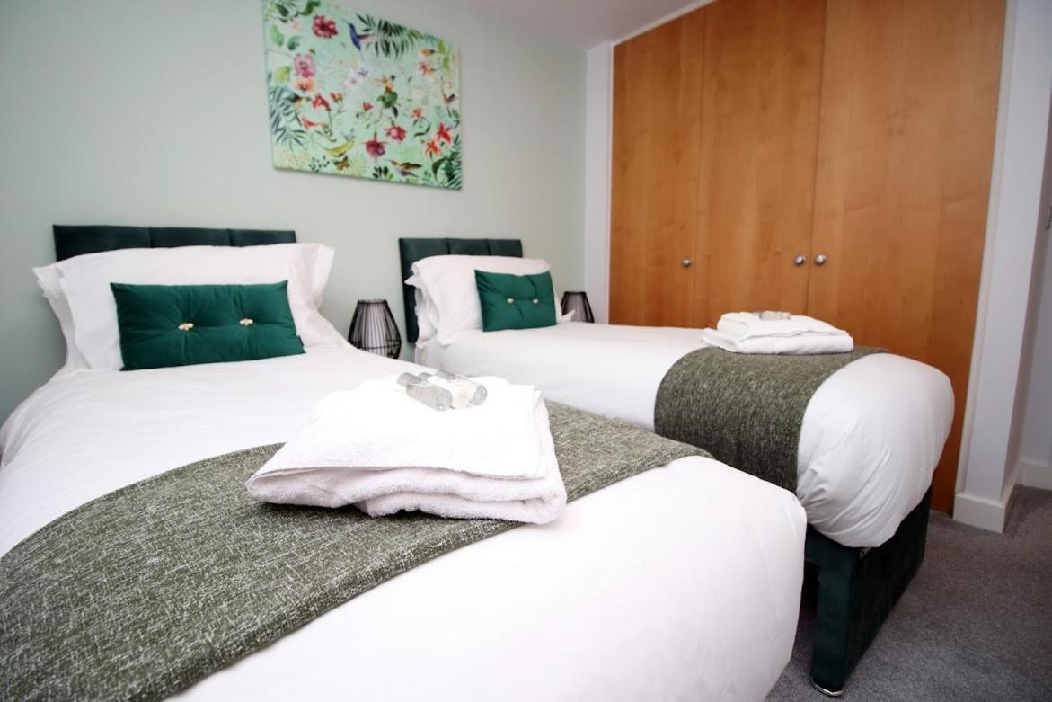 Hamilton Court 1Bedroom Apartment, Bright And Central Location With Balcony And Wi-Fi Bristol Esterno foto